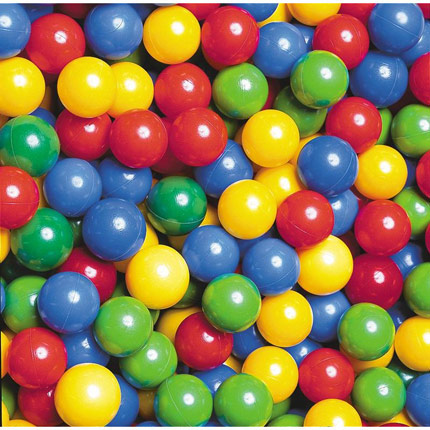 A bag of approx 300 Plastic Balls