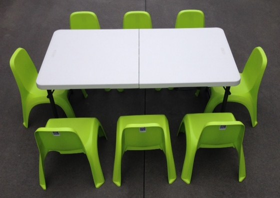 Retro kids table 2025